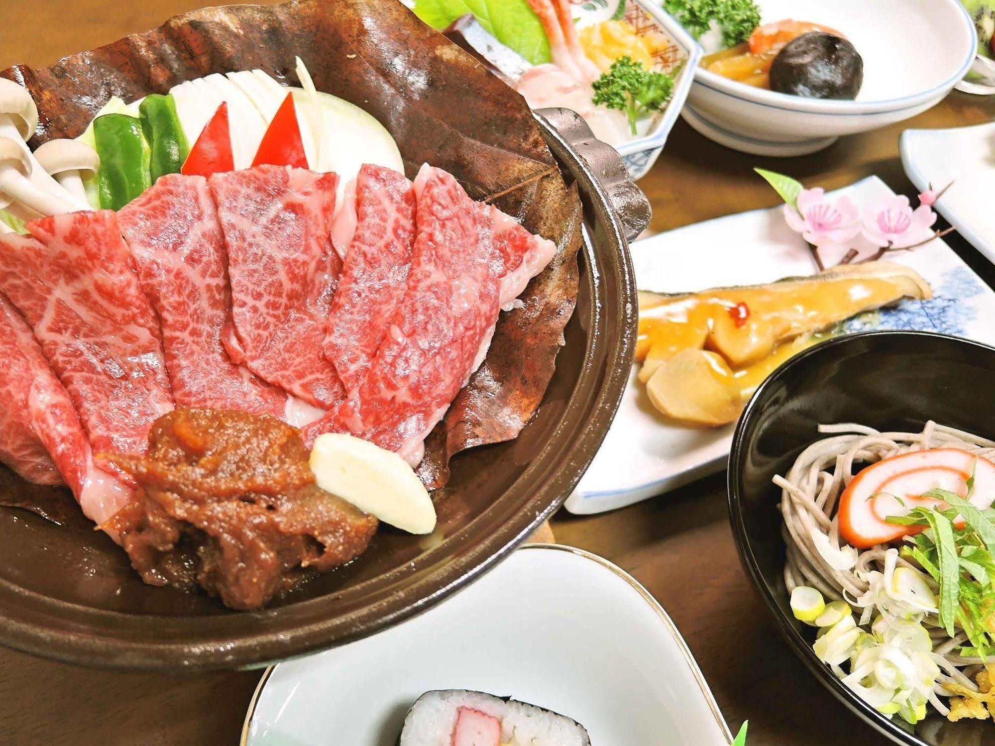 Sendaiya Hotel Hida Bagian luar foto